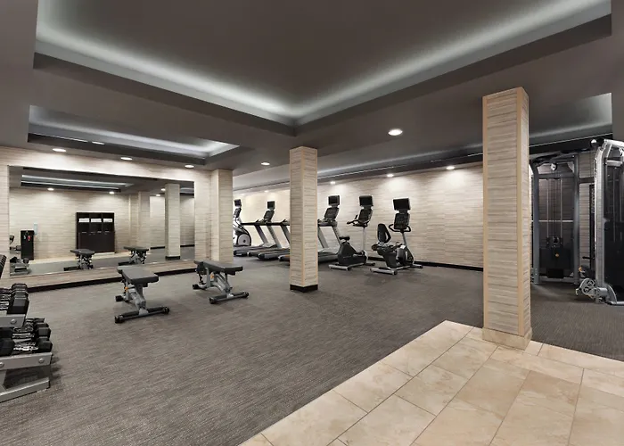 Courtyard By Marriott Tulsa Central